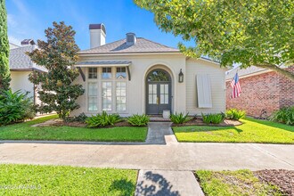 415 Harbor Rd in Youngsville, LA - Building Photo - Building Photo