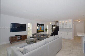 3081 Matilda St in Miami, FL - Building Photo - Building Photo