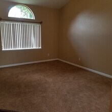 1001 Iron Ct in Vacaville, CA - Building Photo - Building Photo