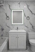 131 Camelia Ave in Ottawa, ON - Building Photo - Building Photo