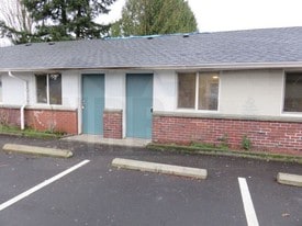 Ash Creek Apartments