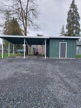1102 SW Oak St in Grants Pass, OR - Building Photo - Building Photo
