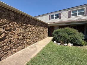 3507 Wynn Cir in Edmond, OK - Building Photo - Building Photo