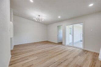 2706 Shawn Dr in Denison, TX - Building Photo - Building Photo