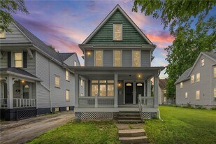 185 Columbia Ave in Rochester, NY - Building Photo