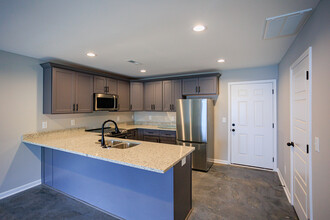 255 New Town Rd. in Watertown, TN - Foto de edificio - Interior Photo