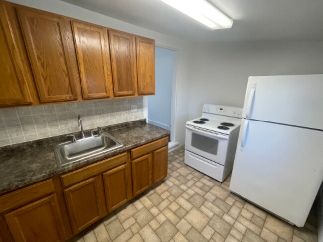 201 2nd St SW in Hartley, IA - Building Photo - Building Photo