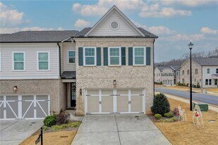 6010 Bracken Brown Dr in Alpharetta, GA - Building Photo
