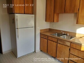 550 SW Levens St in Dallas, OR - Building Photo - Building Photo