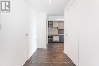 7890 Jane St in Vaughan, ON - Building Photo - Building Photo