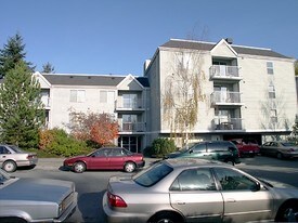 Meridian Terrace Apartments in Seattle, WA - Building Photo