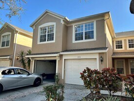 2679 Metro Sevilla Dr in Orlando, FL - Building Photo