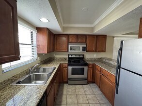 3420 W Danbury Dr in Phoenix, AZ - Building Photo - Building Photo