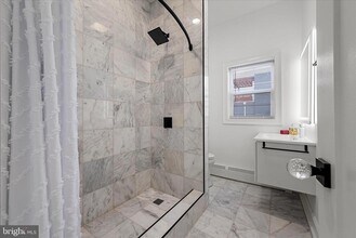 40 E Piccadilly St in Winchester, VA - Building Photo - Building Photo