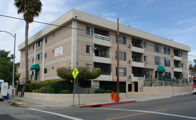 938 S Ardmore Ave in Los Angeles, CA - Building Photo - Building Photo