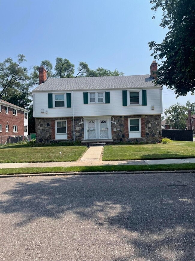 property at 17512 Wisconsin St