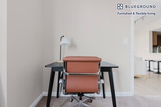 450 Massachusetts Ave NW in Washington, DC - Building Photo - Building Photo