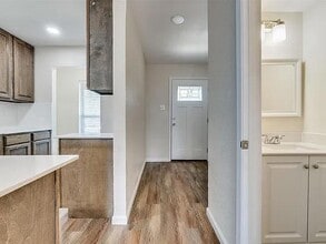 708 Lee St in Mesquite, TX - Building Photo - Building Photo