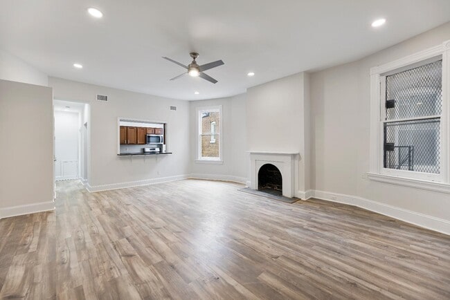 property at 1916 Eutaw Pl