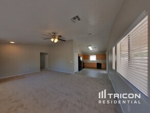 6225 Grizzly Gorge St in Las Vegas, NV - Building Photo - Building Photo