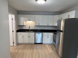 106 Granite St in Biddeford, ME - Building Photo