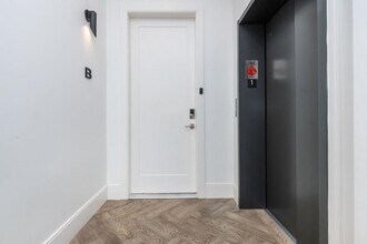 1494 Red Fox Dr NE in Atlanta, GA - Foto de edificio - Building Photo