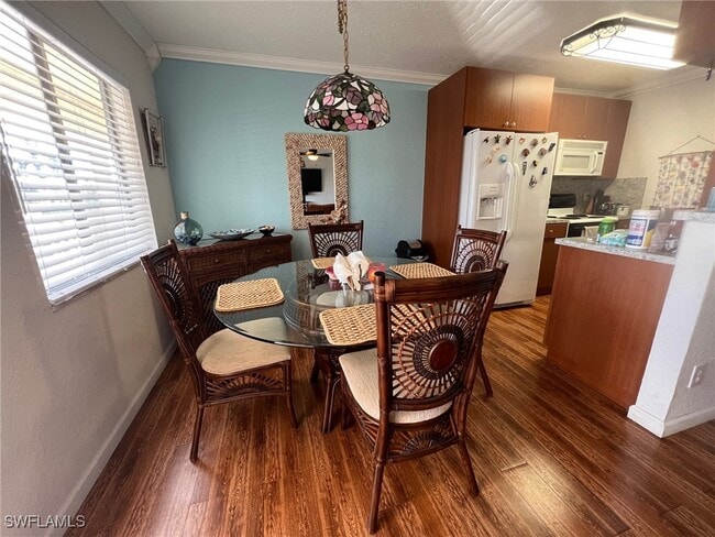 property at 4603 Bayshore Dr