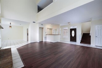 14207 Islandwoods Dr in Houston, TX - Building Photo - Building Photo