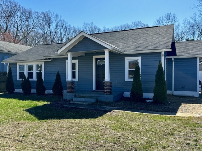 9248 Kings Hwy in King George, VA - Building Photo - Building Photo