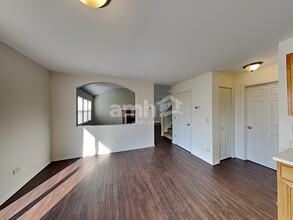 1913 Prairie Ridge Dr in Plainfield, IL - Building Photo - Building Photo