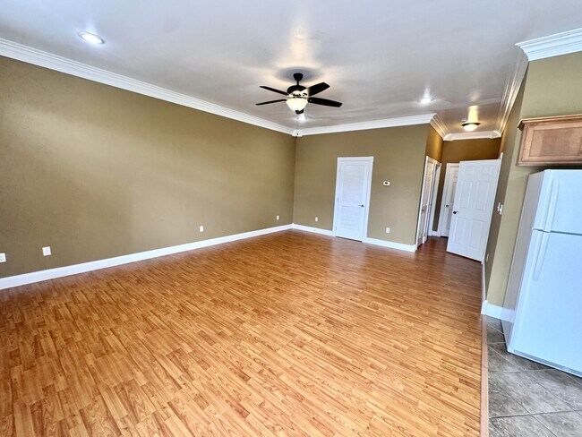 property at 98 Melrose Dr