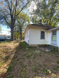 229 Temple Ave in Sanford, NC - Building Photo - Building Photo