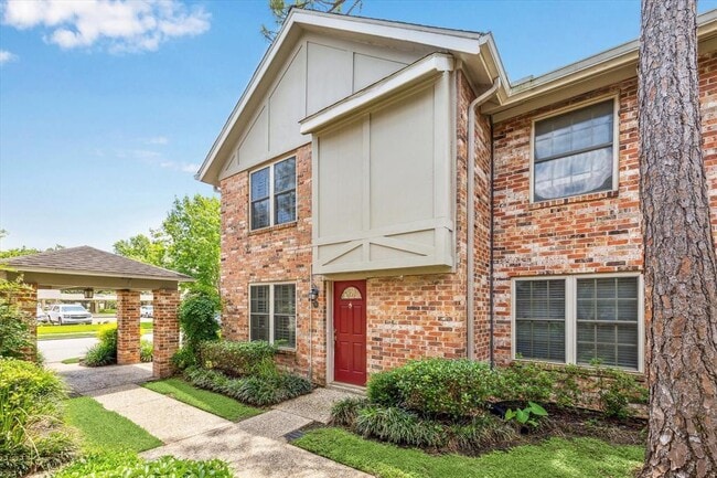 property at 515 Tallowood Rd