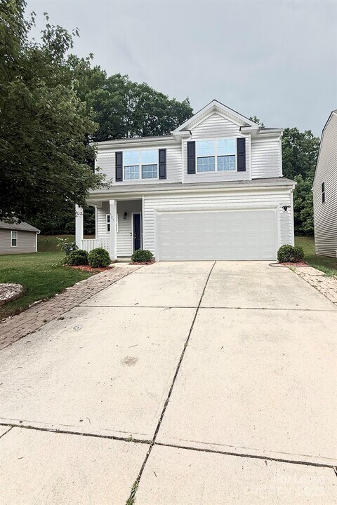 923 Rook Rd in Charlotte, NC - Building Photo