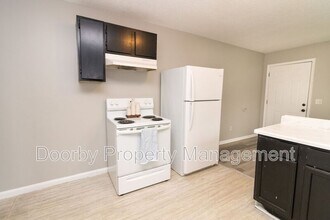 2712 N Orchard Knob Ave in Chattanooga, TN - Building Photo - Building Photo