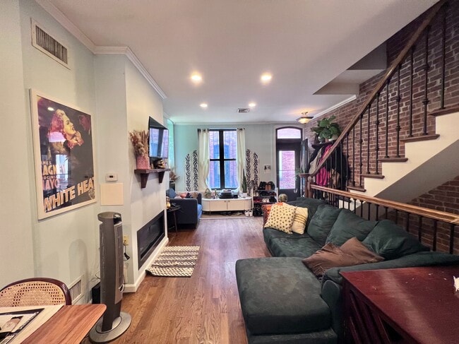 2 Sylvan Ct in New York, NY - Building Photo - Building Photo