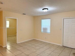 1200 NW 9th St in Fort Lauderdale, FL - Building Photo - Building Photo