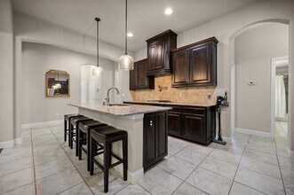 909 Thistle Hl Trl in Weatherford, TX - Building Photo - Building Photo