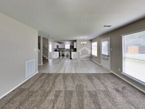 21851 Whispering Forest Dr in Kingwood, TX - Building Photo - Building Photo