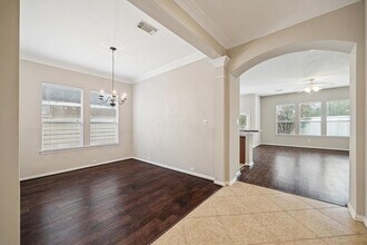 13735 Crested Iris Dr in Cypress, TX - Building Photo - Building Photo
