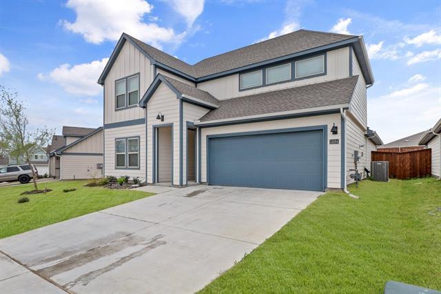 13184 Hideaway Ln in Providence Village, TX - Building Photo