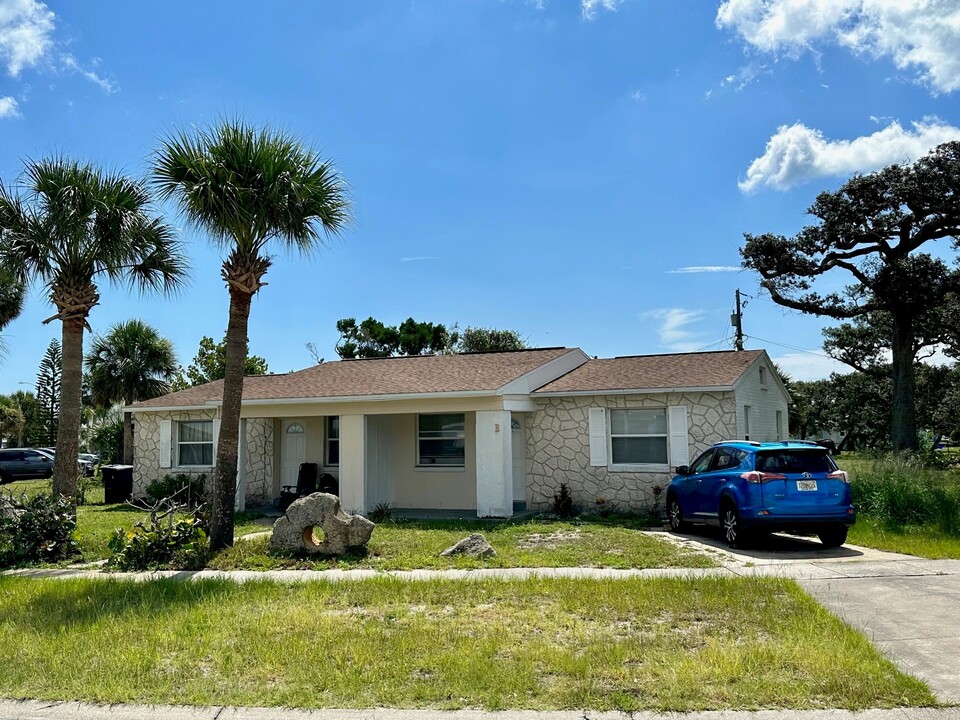 7 Cypress Cir in Ormond Beach, FL - Building Photo