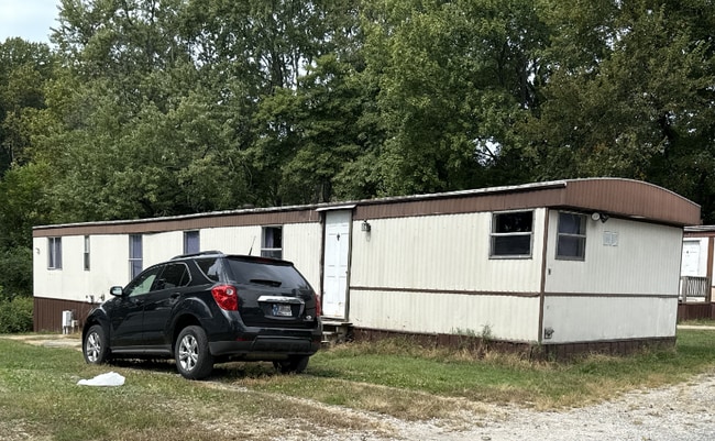 615 S Bell St in Sullivan, IN - Building Photo - Building Photo