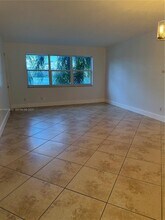 18901 NE 14th Ave in North Miami Beach, FL - Building Photo - Building Photo