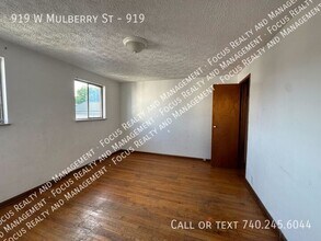 919 W Mulberry St in Lancaster, OH - Building Photo - Building Photo