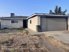 248 E D St in Lemoore, CA - Building Photo
