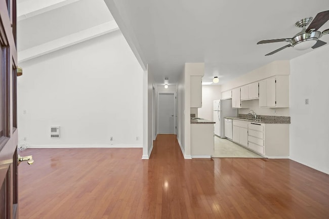property at 35 Dearborn Pl
