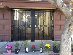 966 Sobrato Dr in Campbell, CA - Building Photo - Building Photo