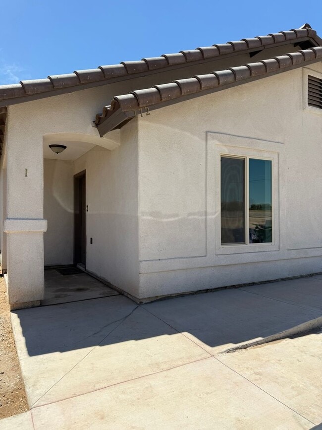property at 172 N 5th Ave