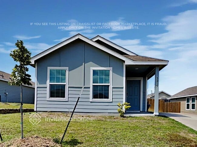 property at 3215 Crestone Dr